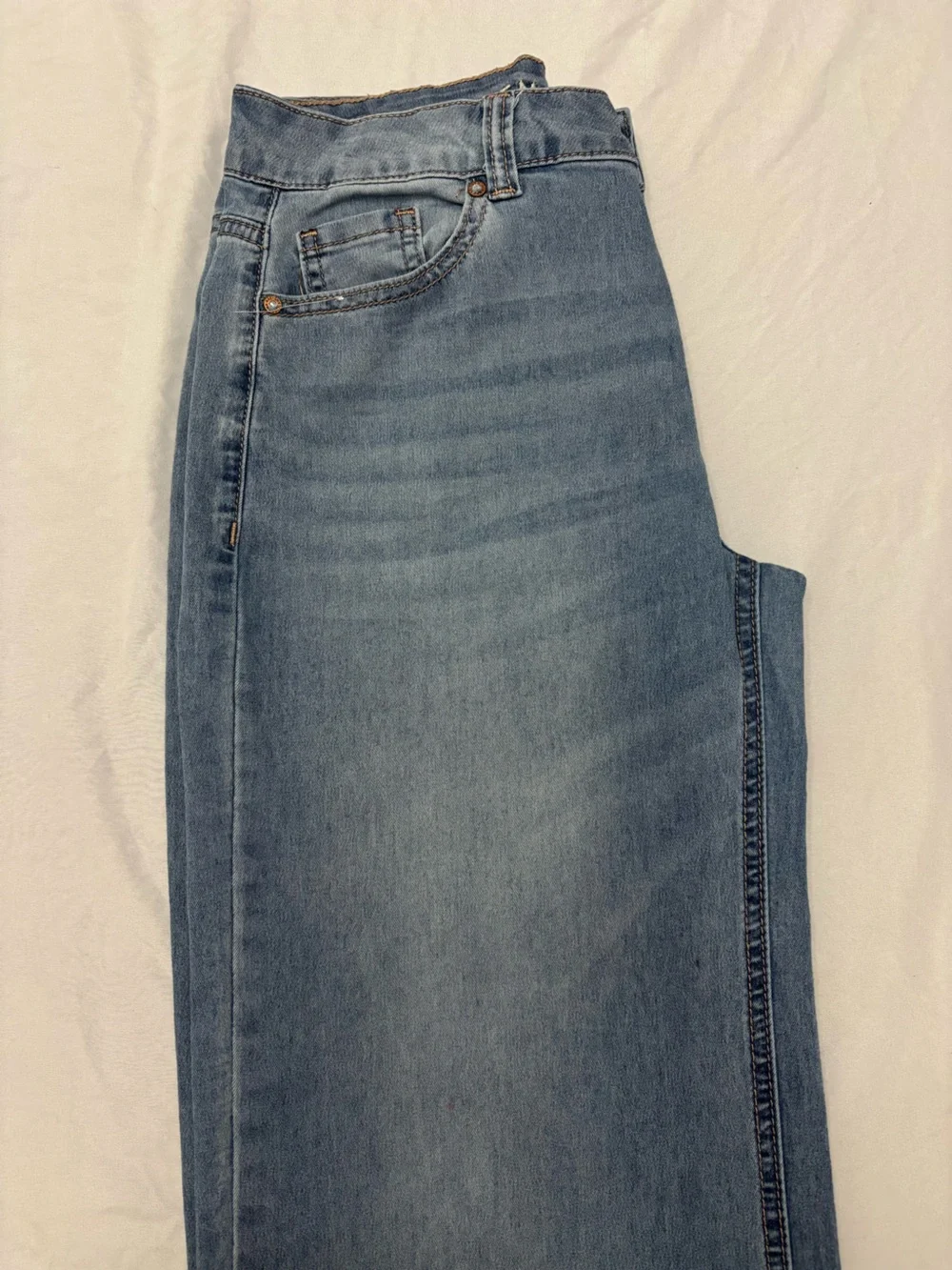 Gemma Rae Women's Light Wash Wide Leg Jeans